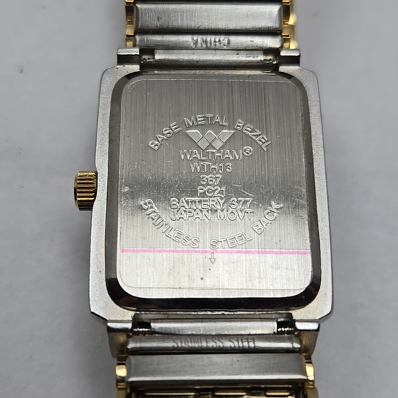Waltham WTH13 Mens Tank Watch Gold Silver Tone Quartz Diamond Accent New Battery - Picture 10 of 10